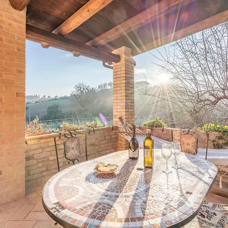 Amazing In San Giovanni Casa de Férias