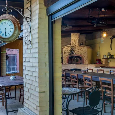 Amazing In San Giovanni Casa de Férias *