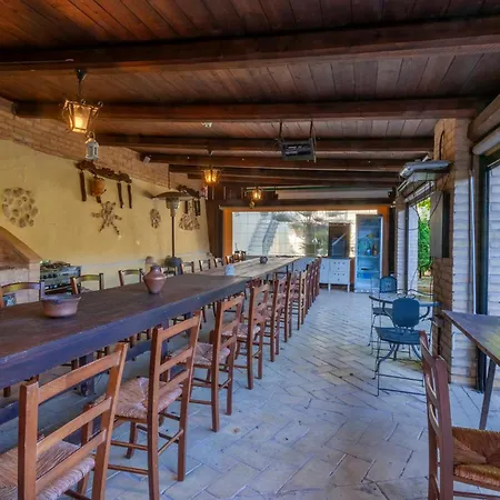 Amazing In San Giovanni Casa de Férias *